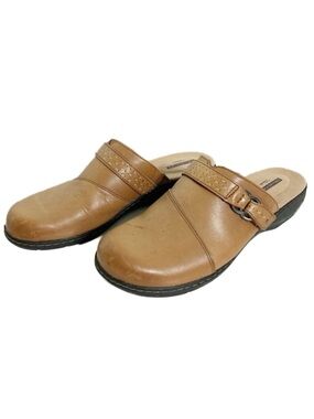 Collection by Clarks Soft Cushion Smooth Leather Slip On Clogs Strap Over Vamp